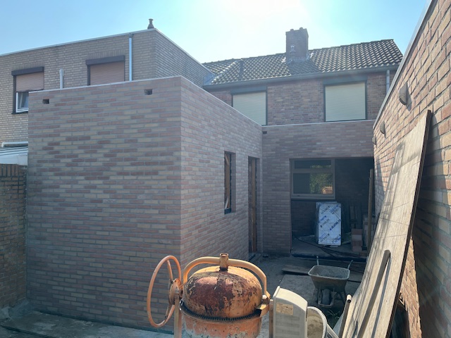 Realisatie achter aanbouw in Belfeld