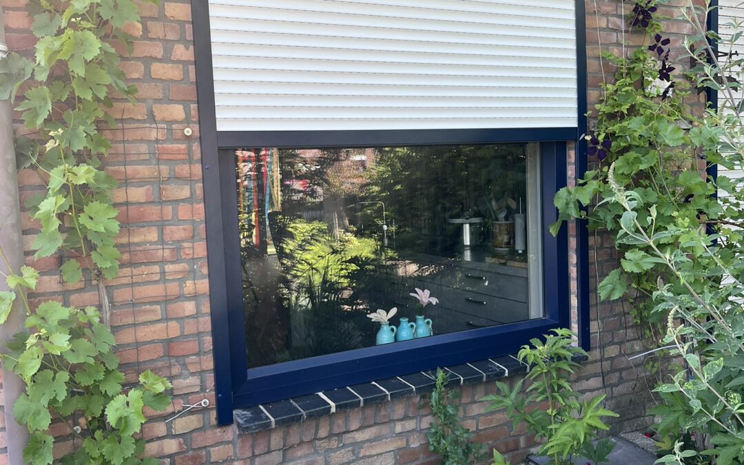 Rolluiken Aluprof Somfy RS100 io Solar in Reuver