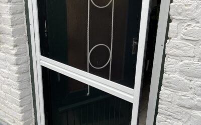 Neher pendeldeur en raamhor in Reuver