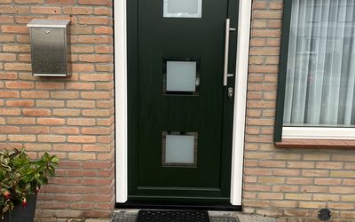 Renovatie voordeur en raamkozijn in Steyl